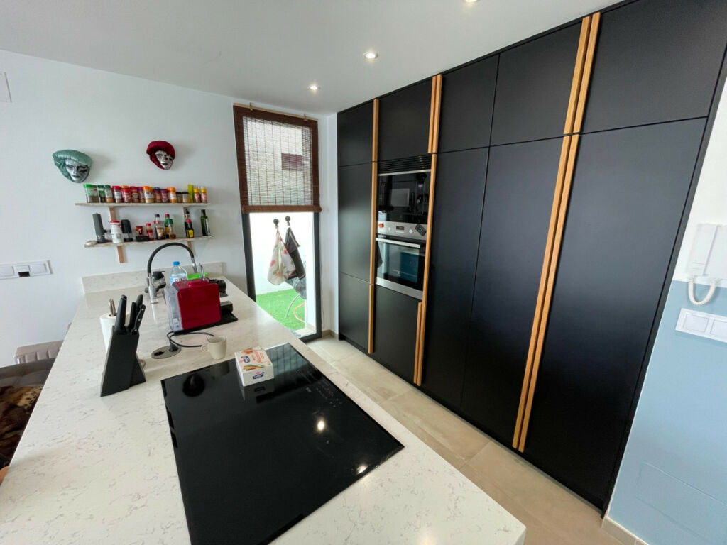 Detached Villa Dolores Alicante - image 4