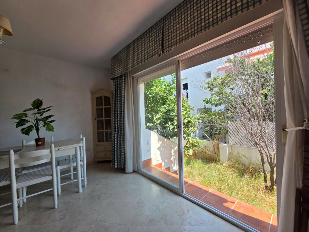 Semi-Detached House The Golden Mile Málaga - image 4