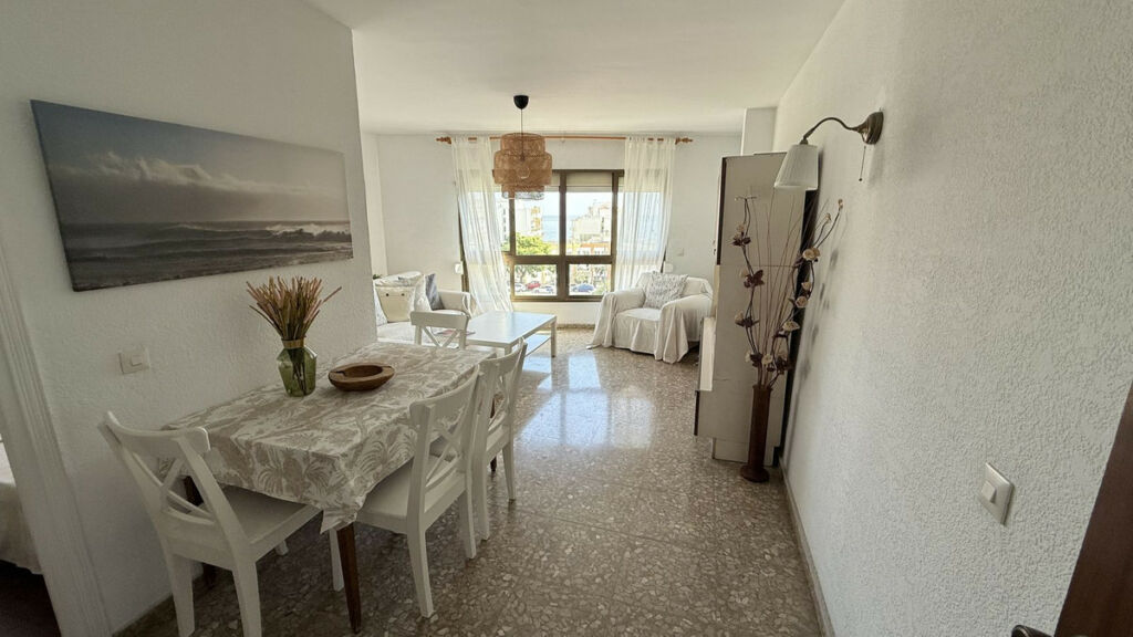 Middle Floor Apartment Marbella Málaga - image 4