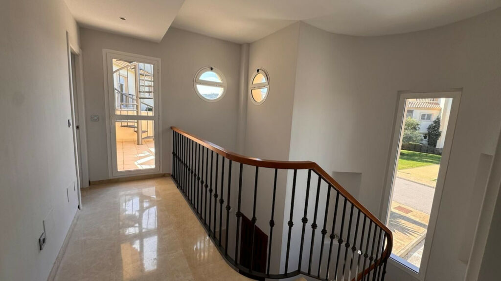 Semi-Detached House San Roque Club Cádiz - image 4
