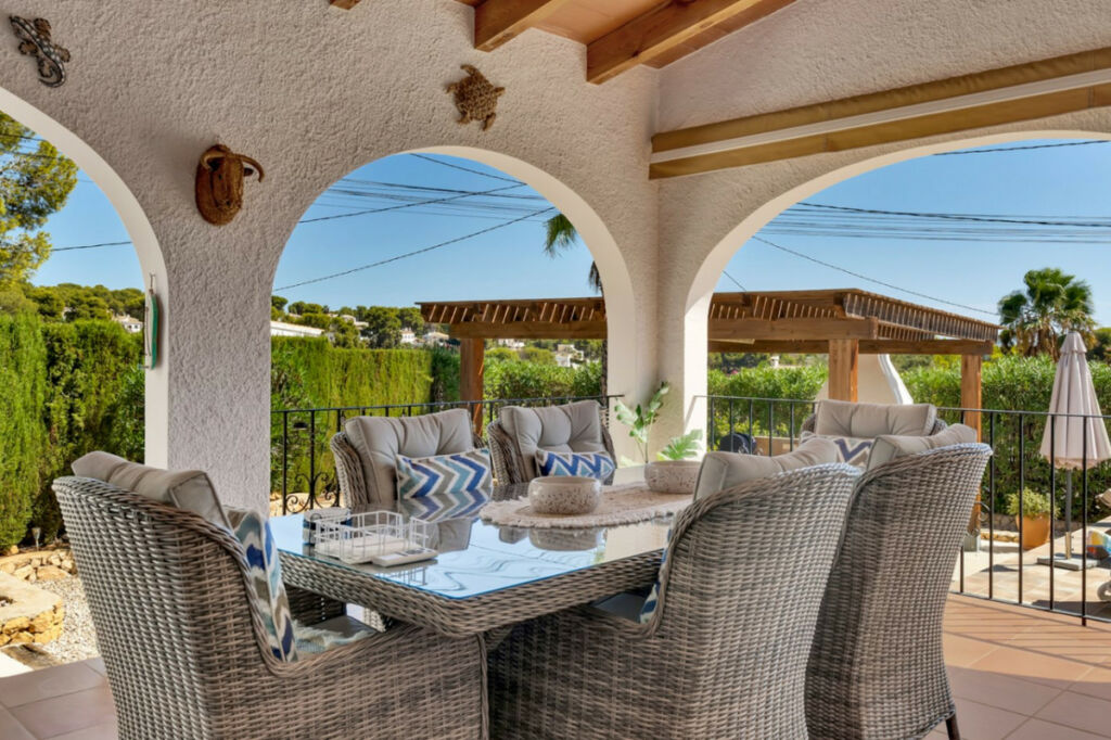Detached Villa La Fustera Alicante - image 4