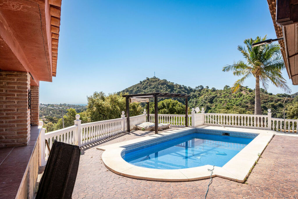 Finca - Cortijo Estepona Málaga - image 4