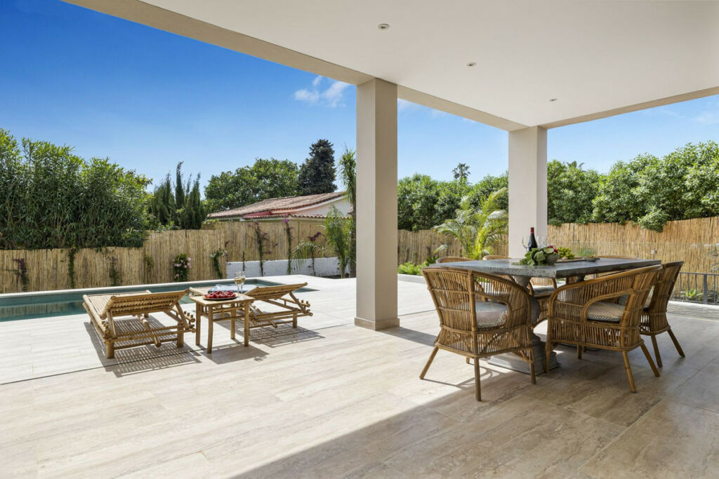 Detached Villa San Pedro de Alcántara Málaga - image 4