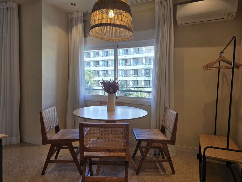 Middle Floor Apartment Marbella Málaga - image 4
