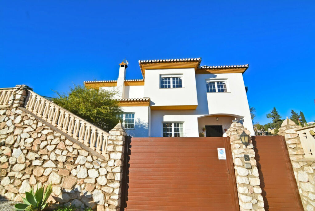 Detached Villa Campo Mijas Málaga - image 4