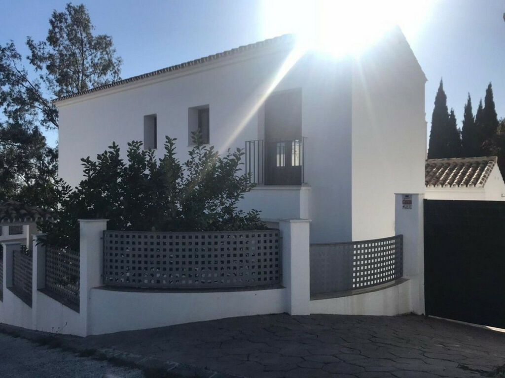 Semi-Detached House Benalmadena Málaga - image 4