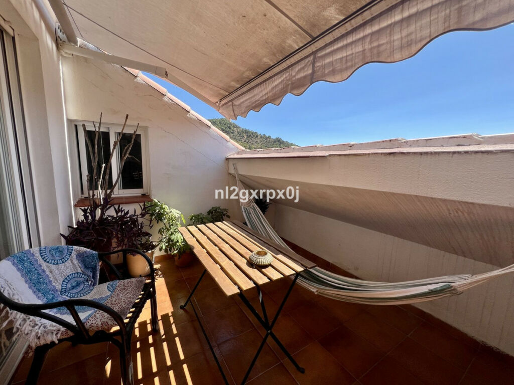 Penthouse Duplex Ojén Málaga - image 4