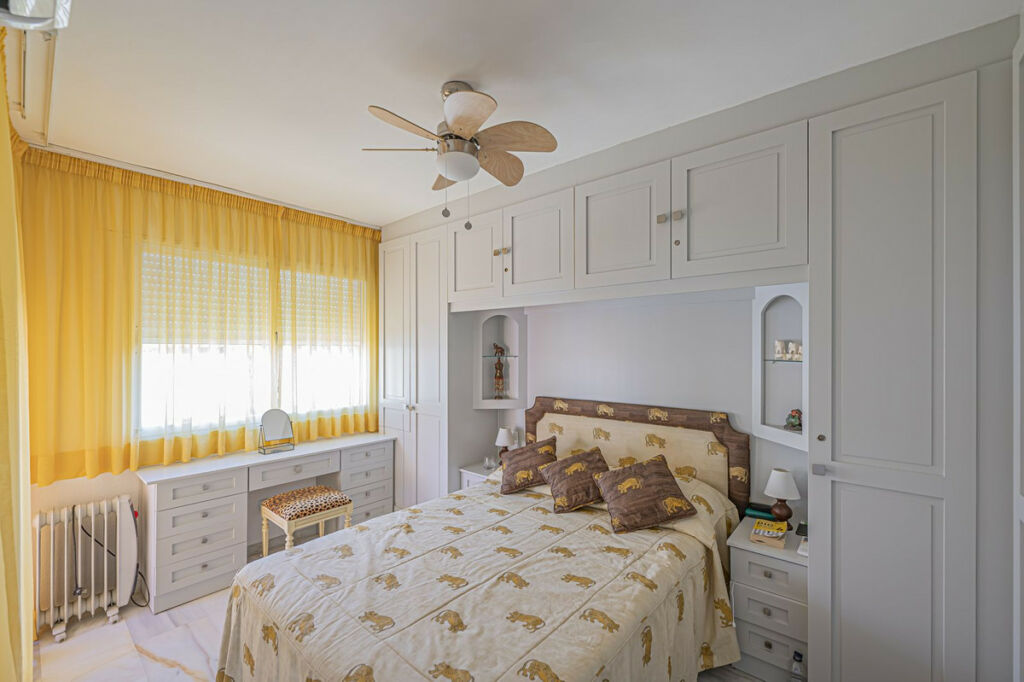 Townhouse Atalaya Málaga - image 4