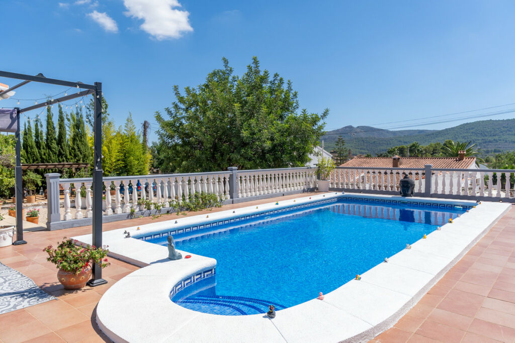 Detached Villa Alcalali Alicante - image 4
