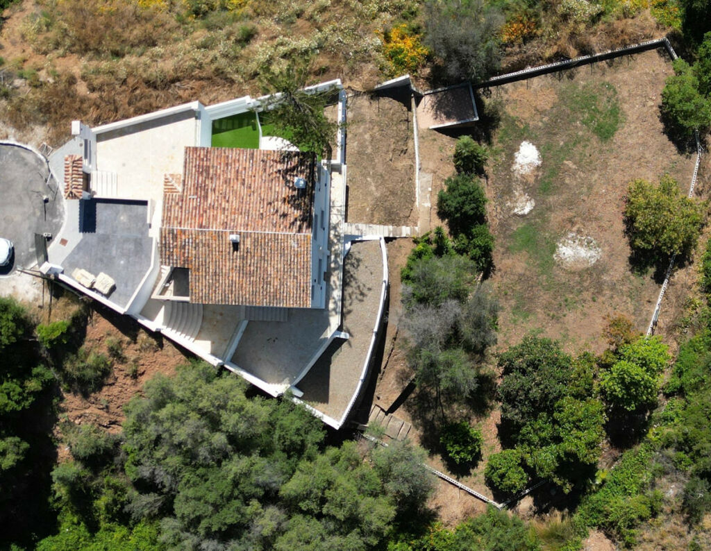 Detached Villa Marbella Málaga - image 4