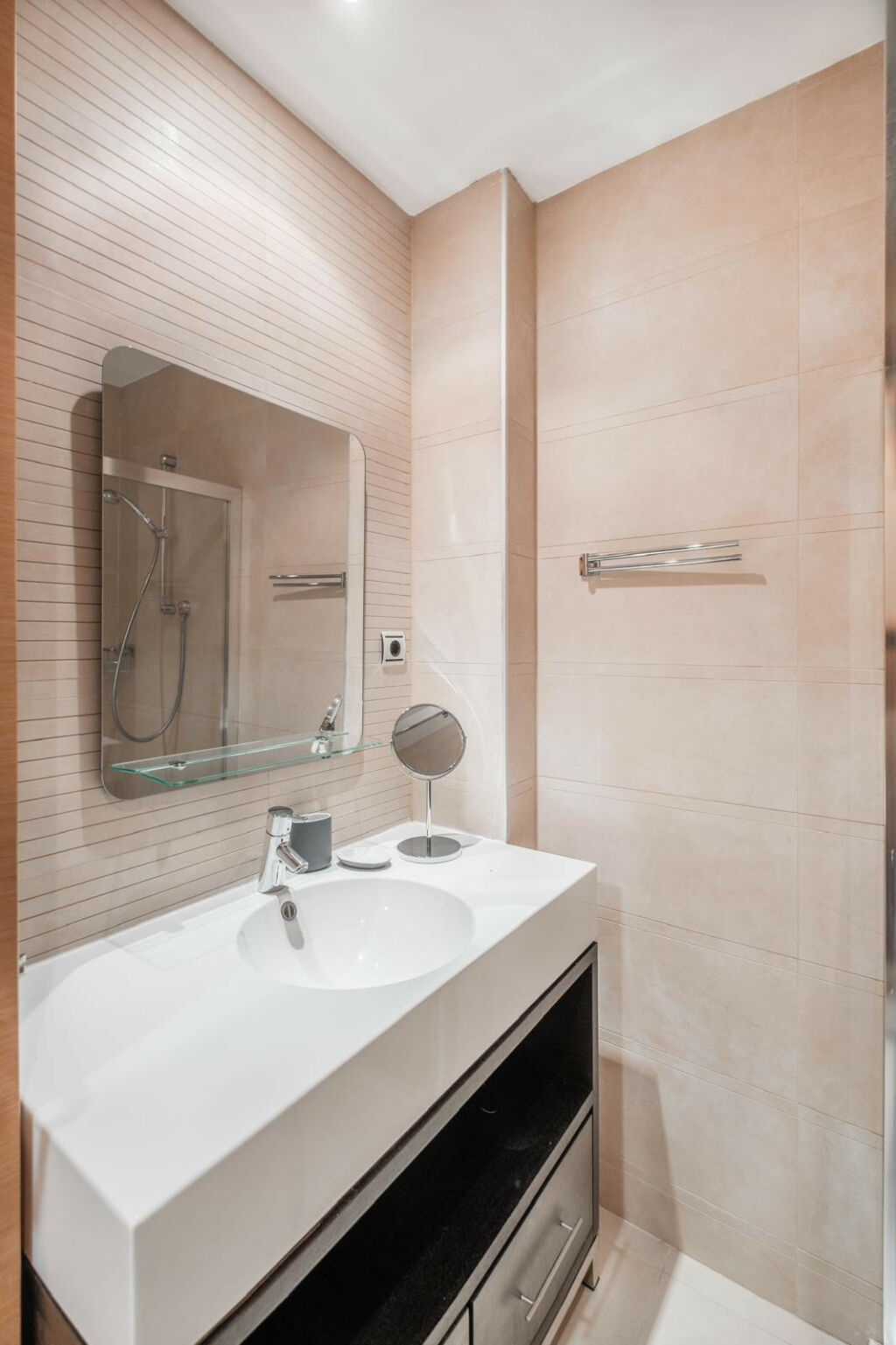 Middle Floor Apartment Altos de los Monteros Málaga - image 4