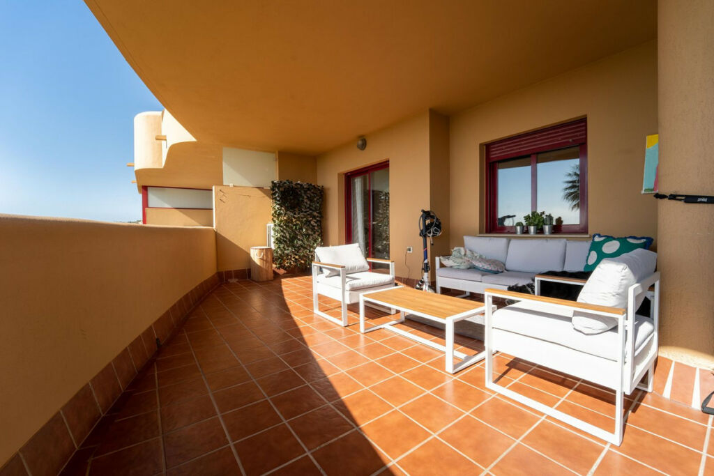 Middle Floor Apartment La Cala de Mijas Málaga - image 4