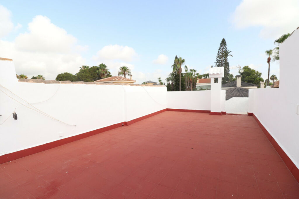 Detached Villa Dona Pepa Alicante - image 4