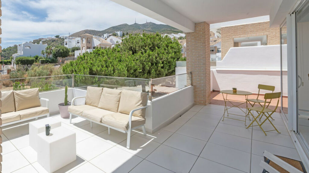 Detached Villa Benalmadena Málaga - image 4