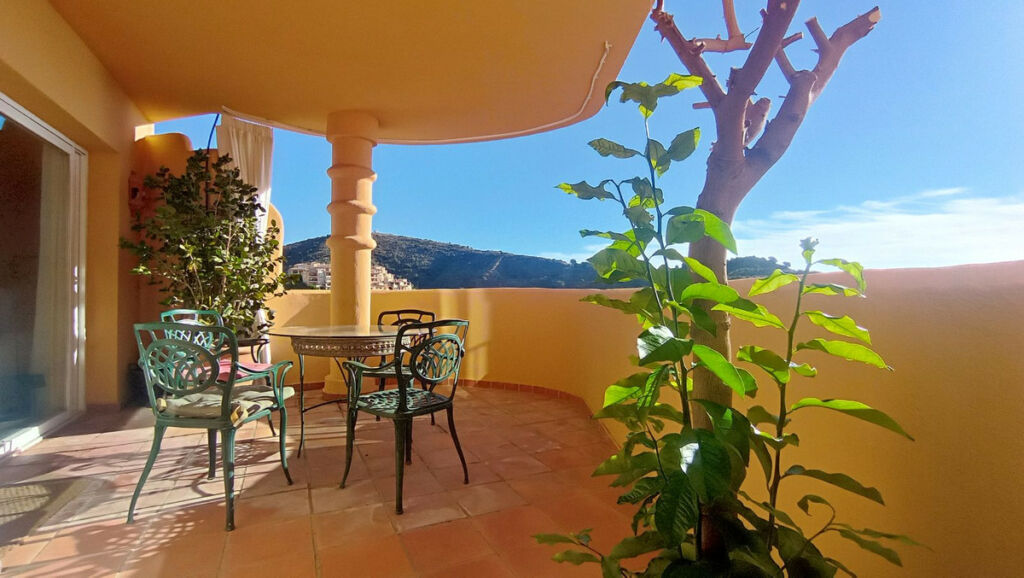 Penthouse Duplex Calahonda Málaga - image 4