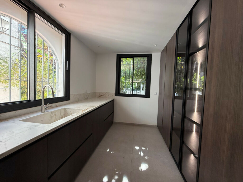 Ground Floor Apartment Estepona Málaga - image 4
