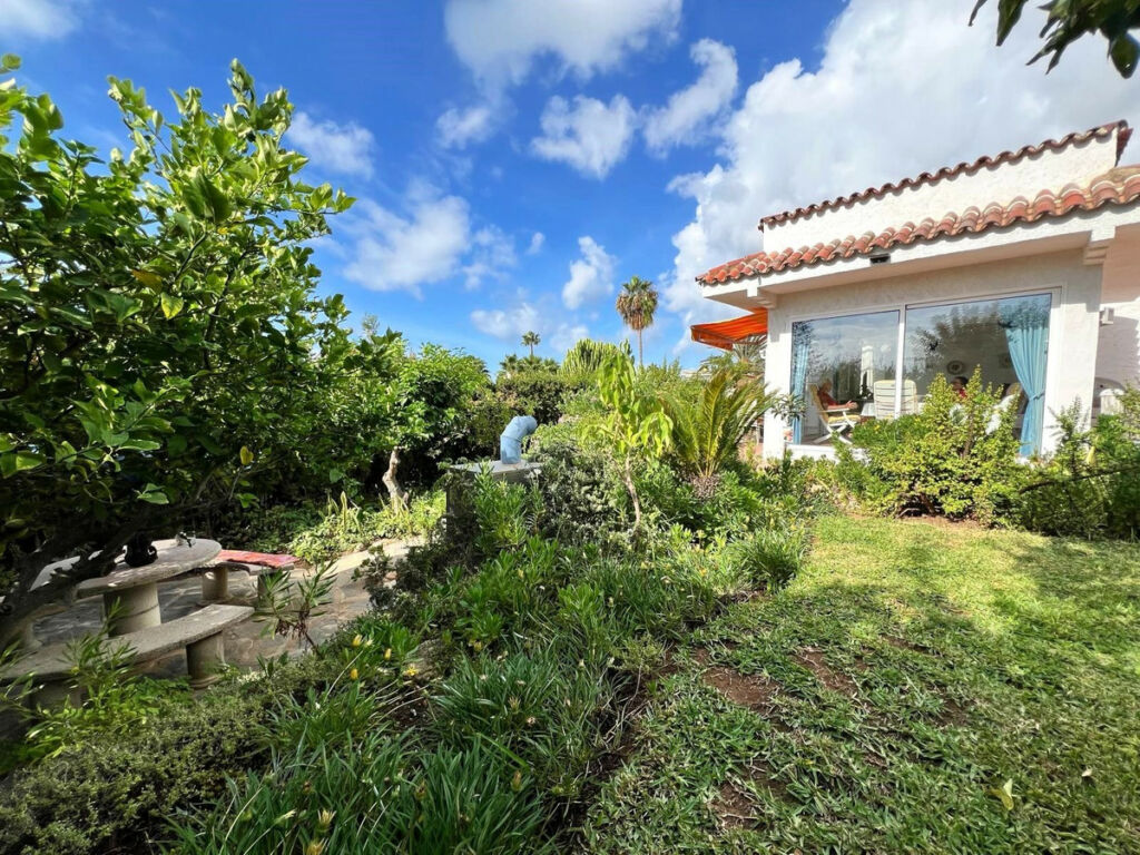 Detached Villa Costabella Málaga - image 4