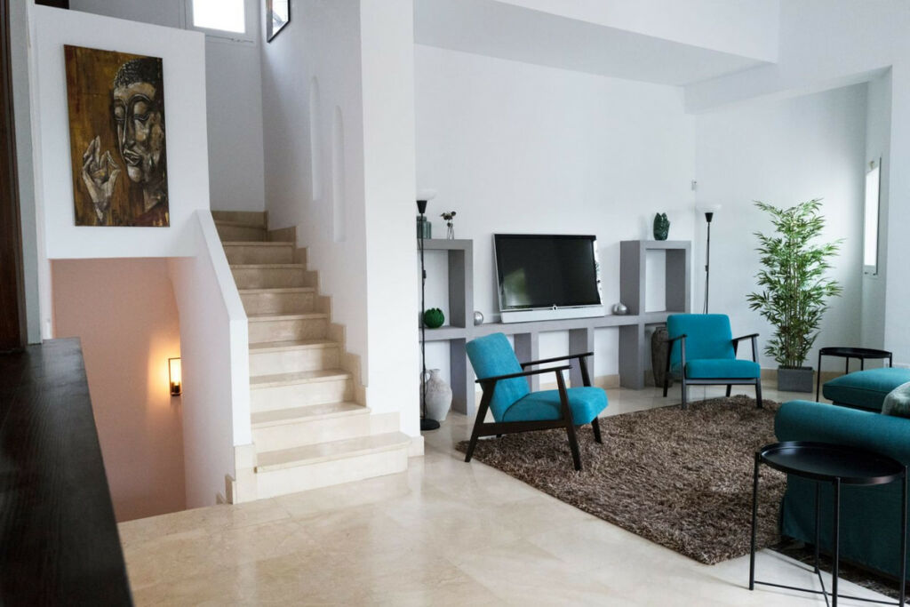 Townhouse Istán Málaga - image 4