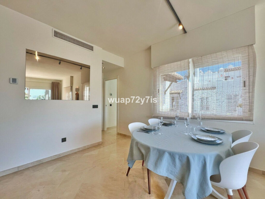 Penthouse Costalita Málaga - image 4