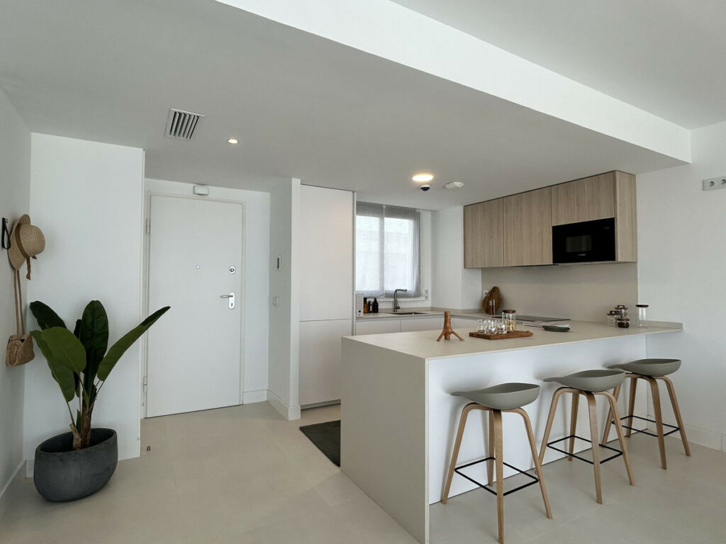Penthouse Fuengirola Málaga - image 4