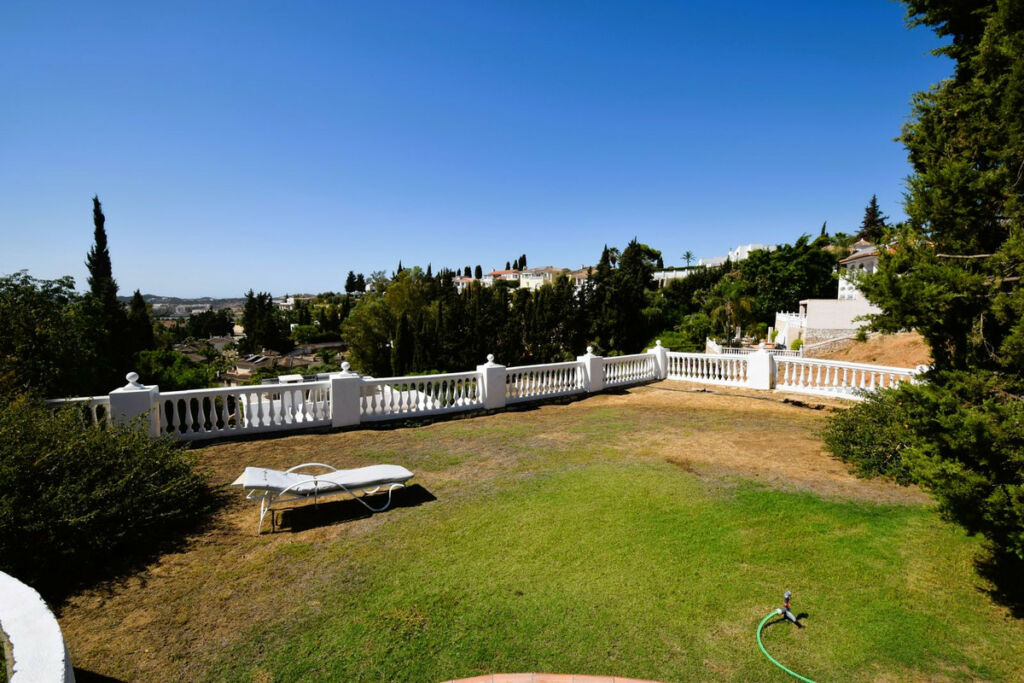 Detached Villa Mijas Costa Málaga - image 13