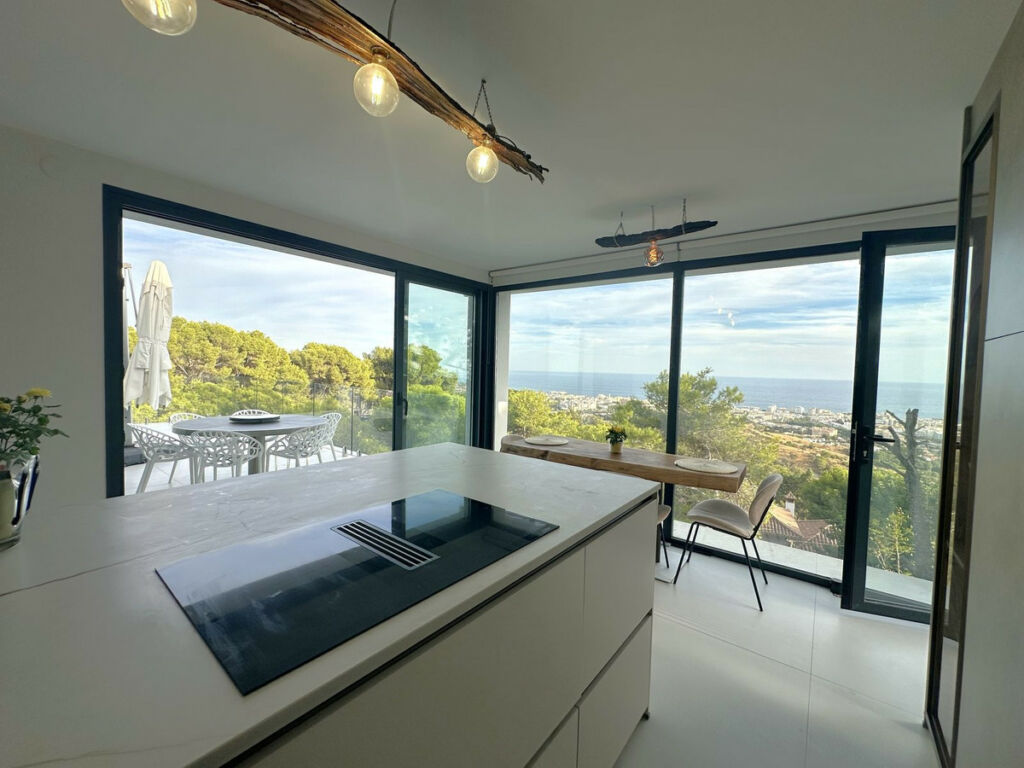 Detached Villa Marbella Málaga - image 4