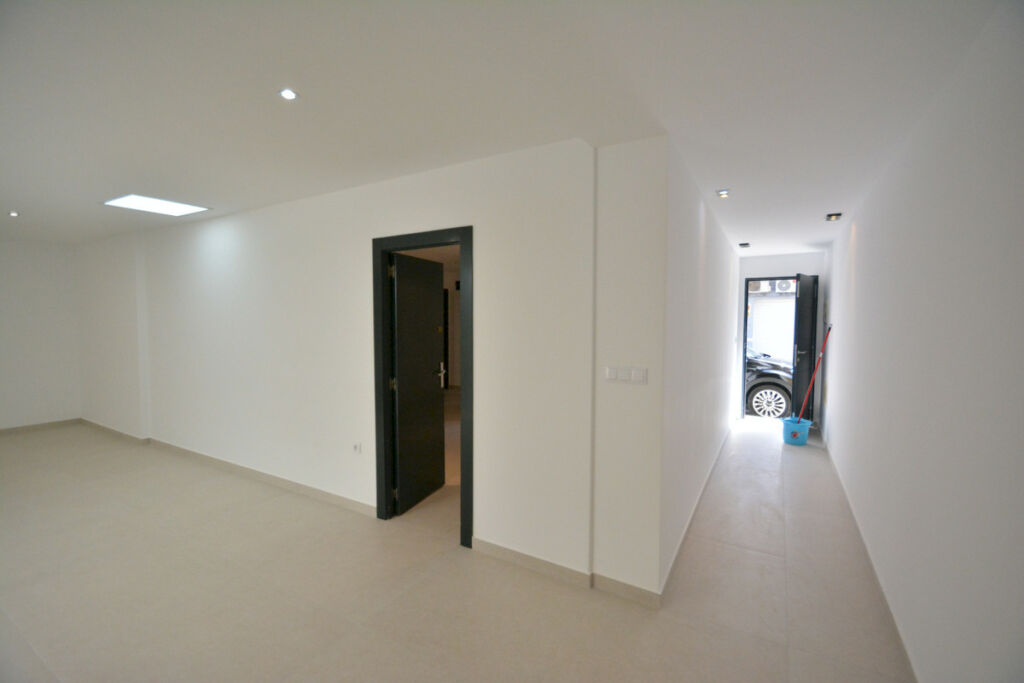Detached Villa Los Montesinos Alicante - image 4