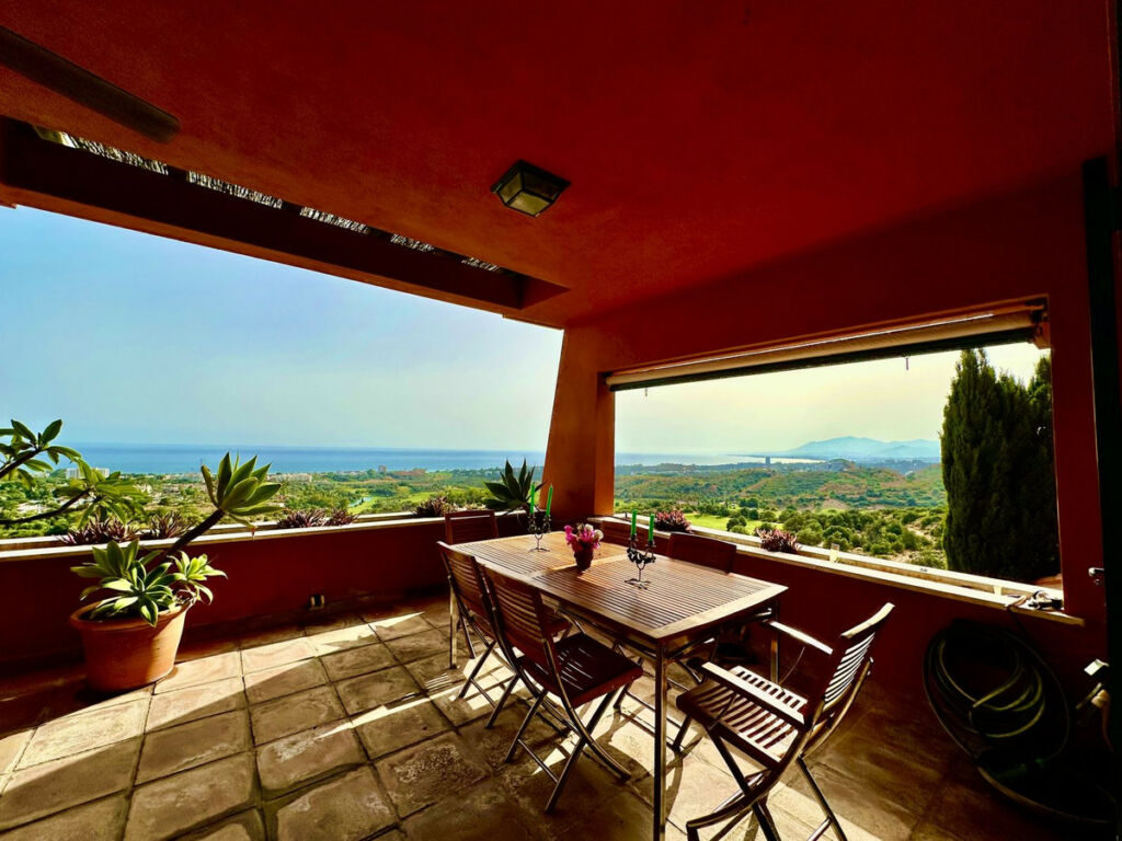 Penthouse El Rosario Málaga - image 4