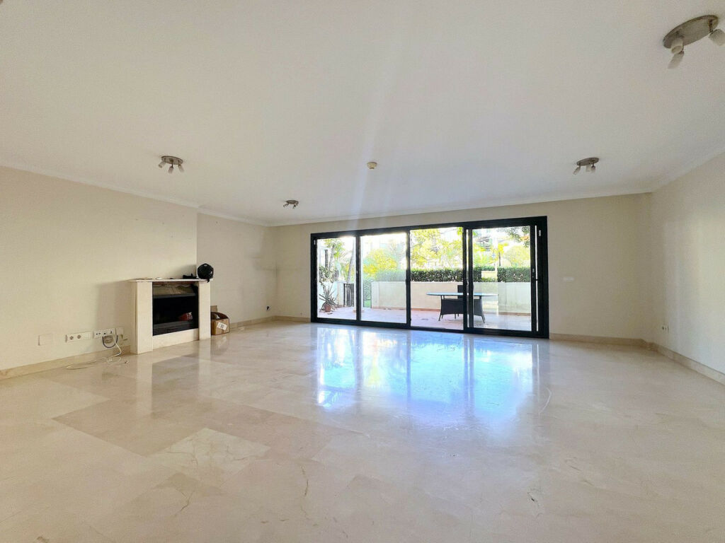 Townhouse Benamara Málaga - image 4