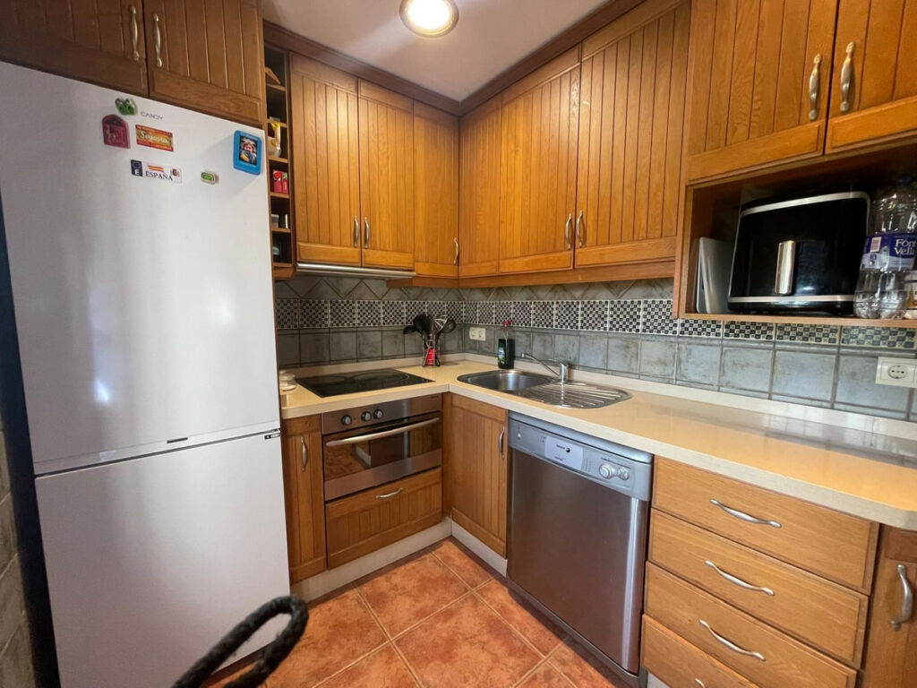 Detached Villa Torremuelle Málaga - image 4