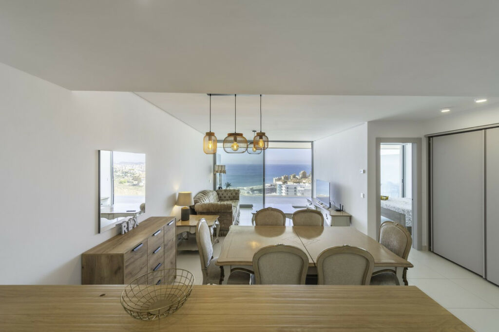 Middle Floor Apartment Higueron Málaga - image 4