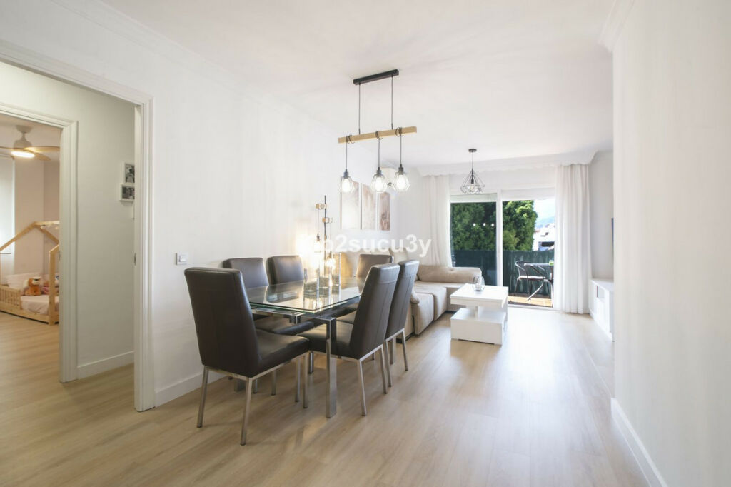 Middle Floor Apartment San Pedro de Alcántara Málaga - image 4