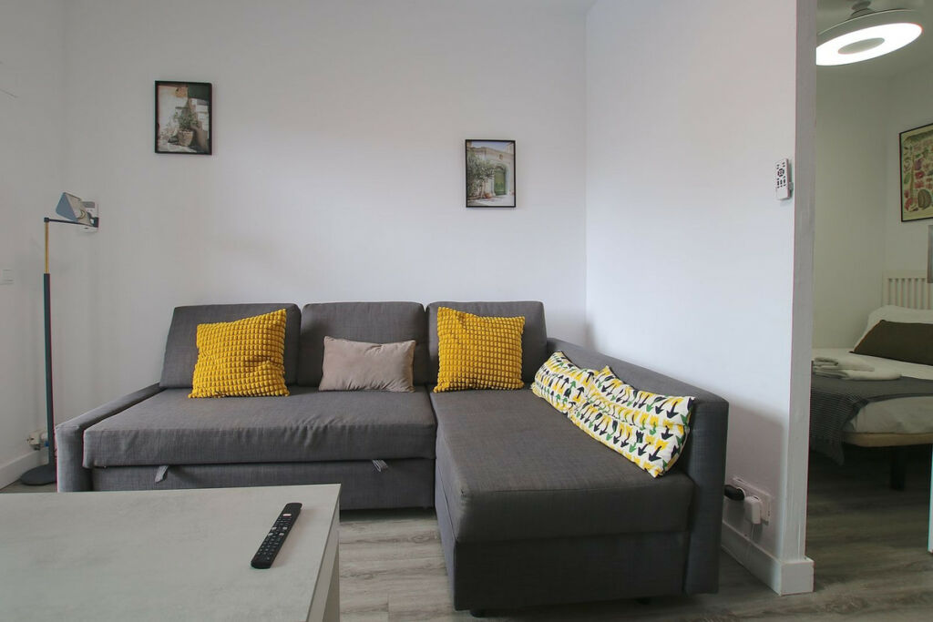 Ground Floor Studio Calahonda Málaga - image 5