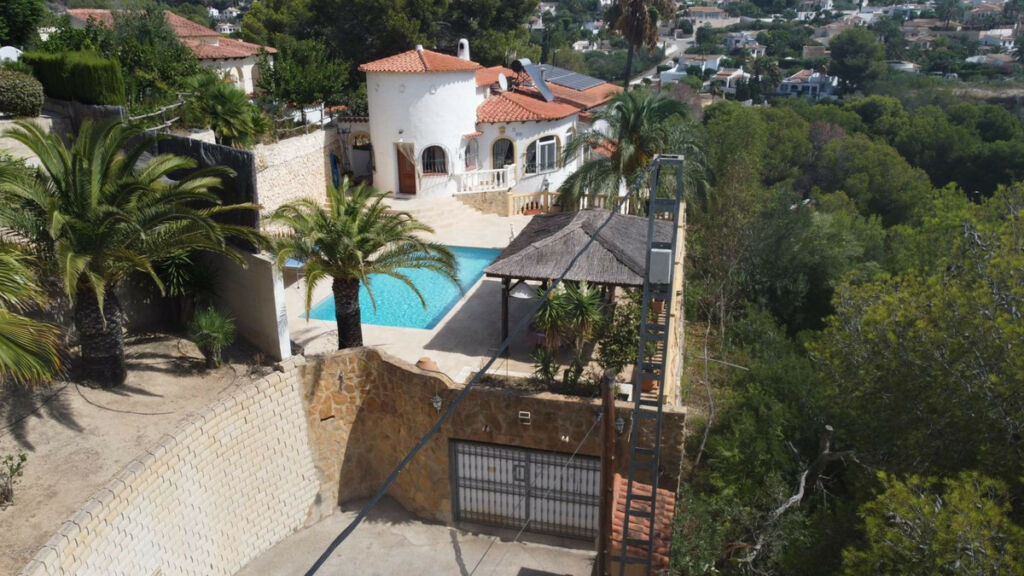 Detached Villa Benissa Alicante - image 4