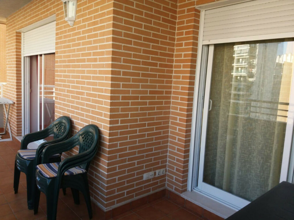 Middle Floor Apartment Villajoyosa Alicante - image 4