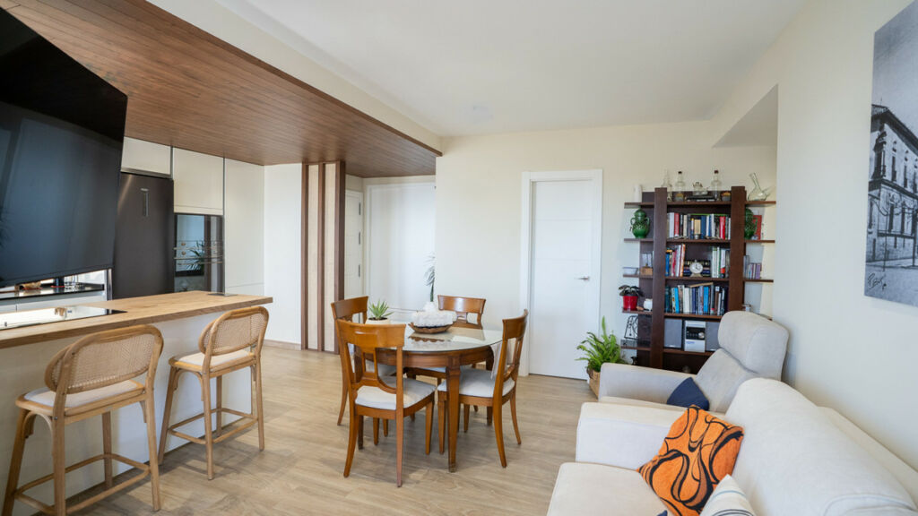 Middle Floor Apartment Marbella Málaga - image 4
