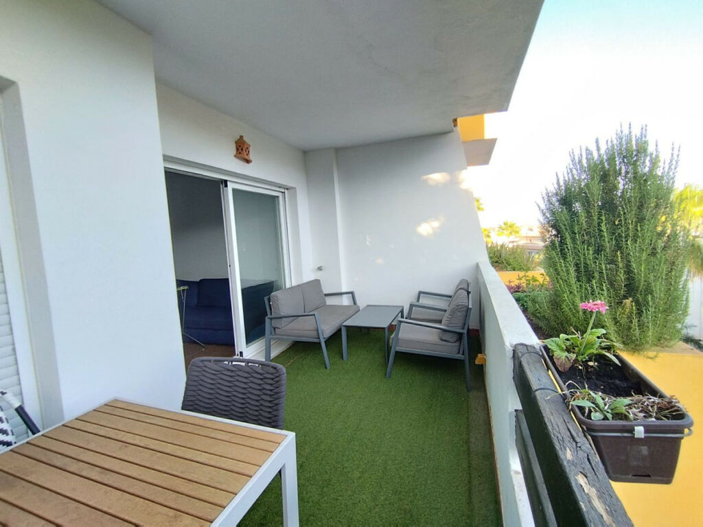 Middle Floor Apartment La Cala de Mijas Málaga - image 4
