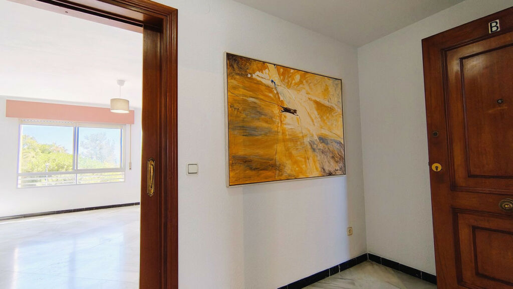 Middle Floor Apartment San Pedro de Alcántara Málaga - image 4