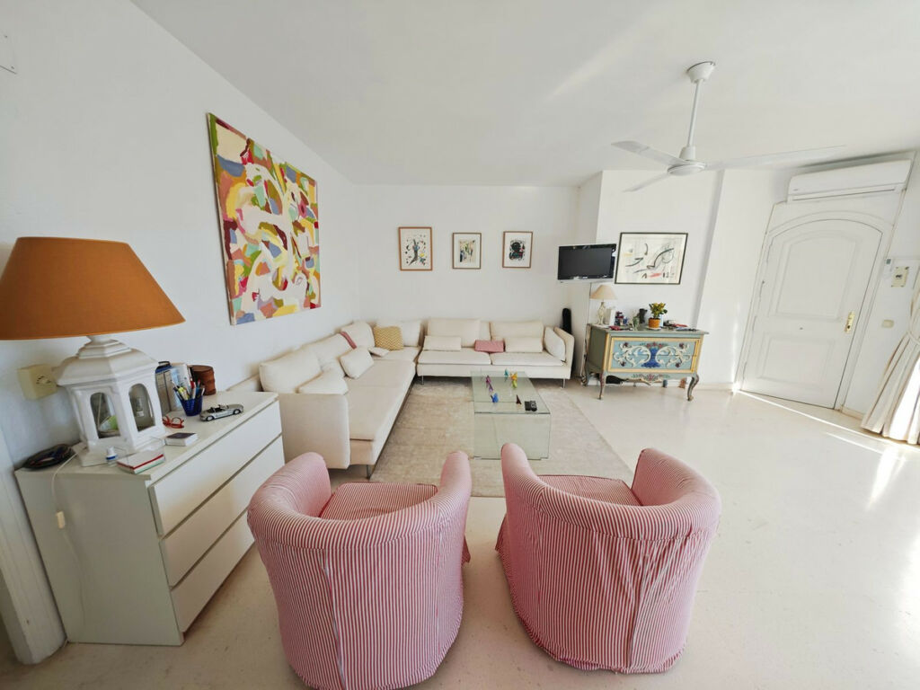 Middle Floor Apartment Mijas Golf Málaga - image 4