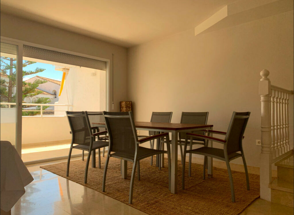 Middle Floor Apartment Marbesa Málaga - image 4