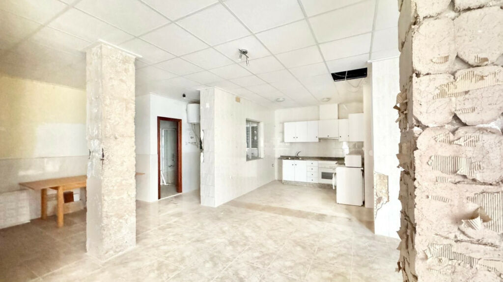Ground Floor Apartment Torrevieja Alicante - image 4