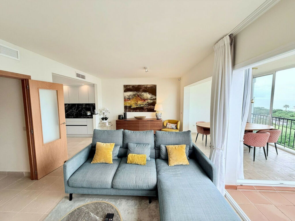 Townhouse Manilva Málaga - image 6