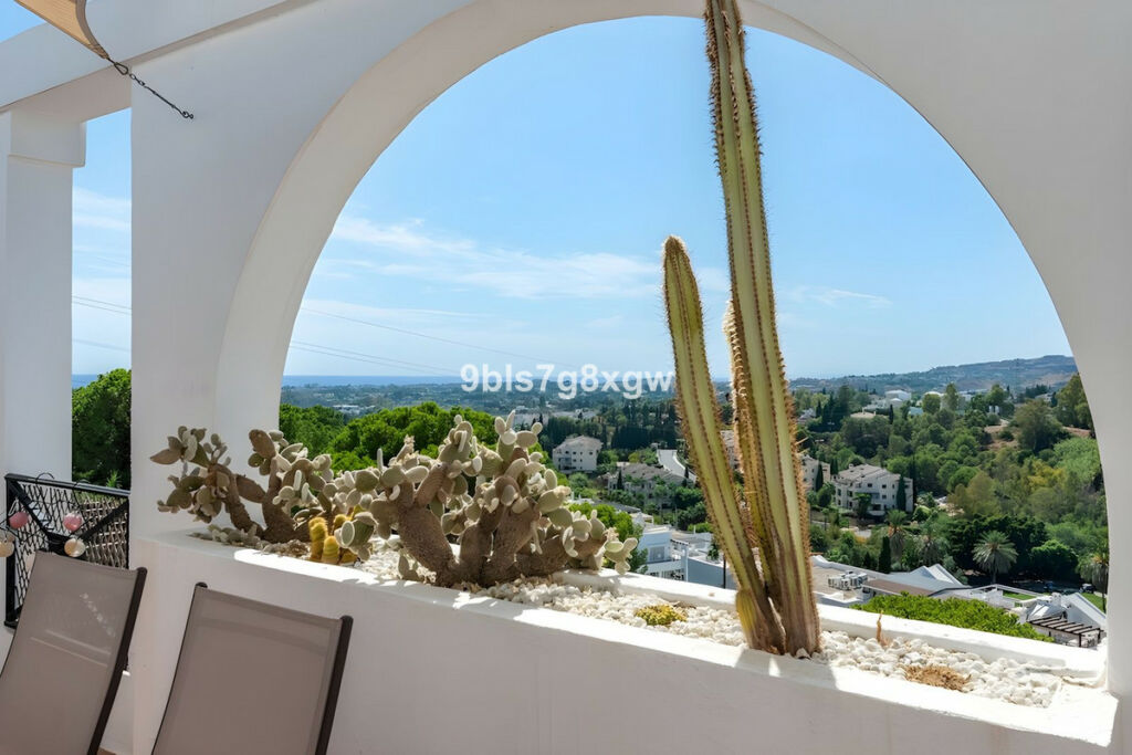 Penthouse La Quinta Málaga - image 4
