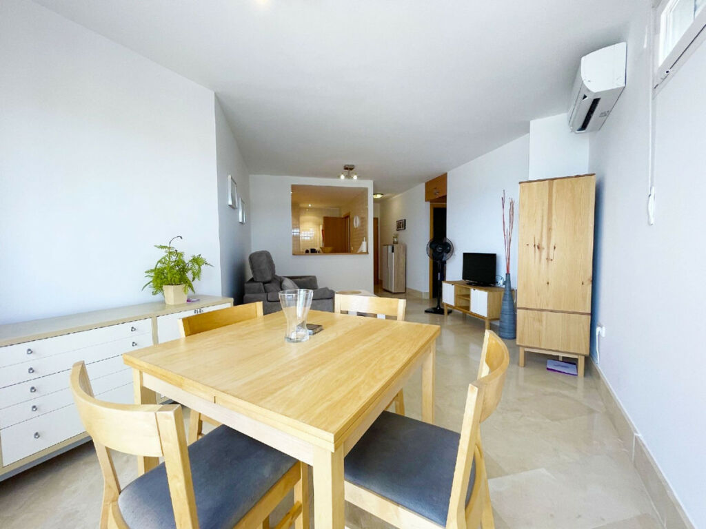 Middle Floor Apartment Calpe Alicante - image 4