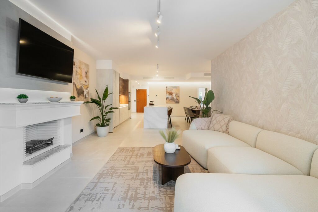 Ground Floor Apartment Nueva Andalucía Málaga - image 4