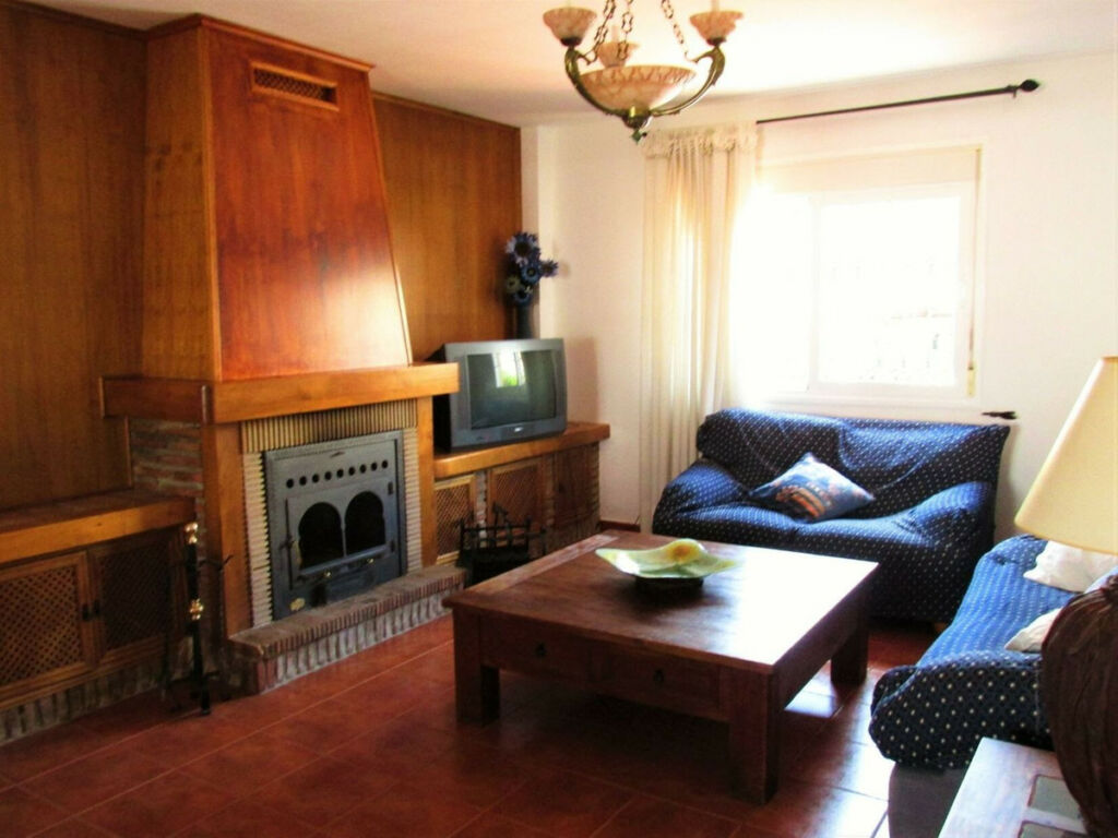 Semi-Detached House San Pedro de Alcántara Málaga - image 4