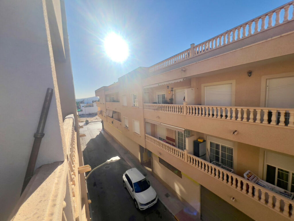 Top Floor Apartment Benejuzar Alicante - image 4