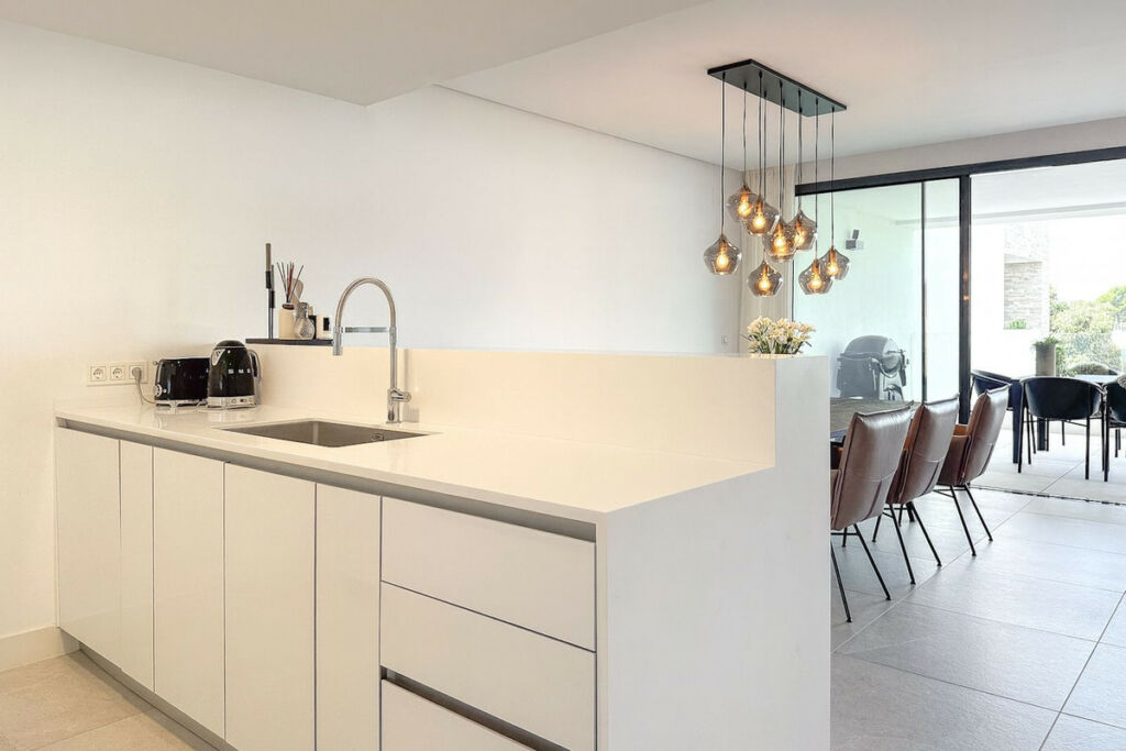 Ground Floor Apartment Artola Málaga - image 4