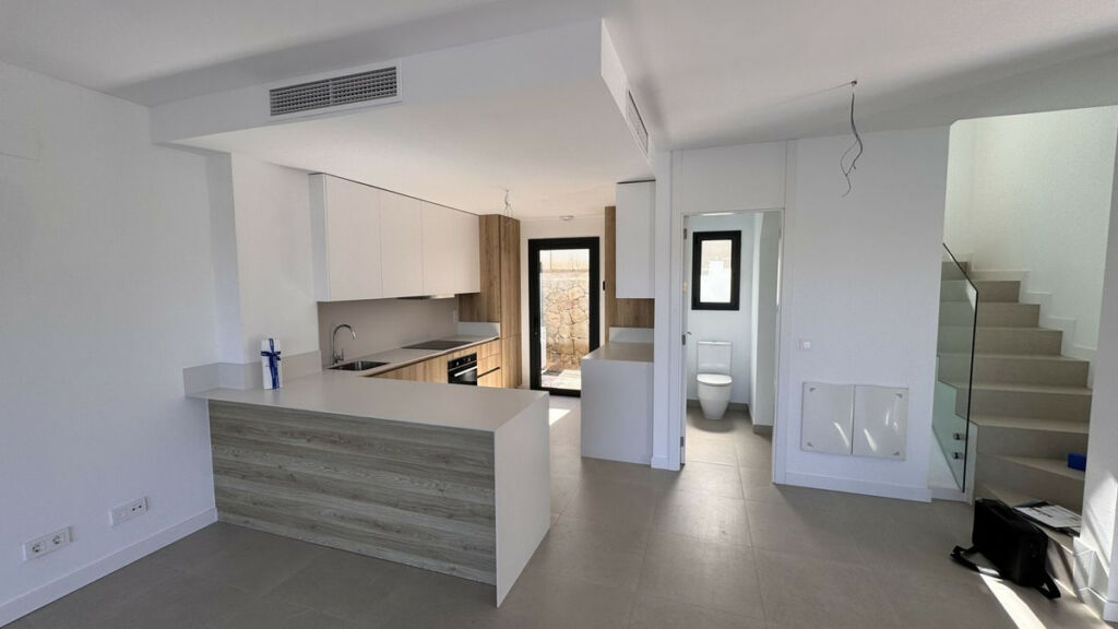 Semi-Detached House Atalaya Málaga - image 4
