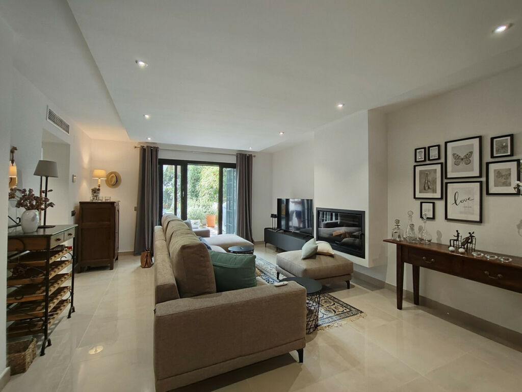 Ground Floor Apartment Sotogrande Cádiz - image 4